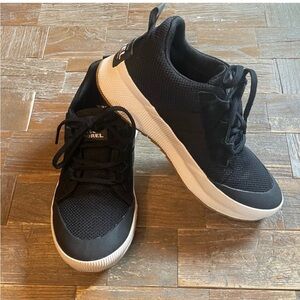 Sorel Out and About Waterproof Sneakers 🖤